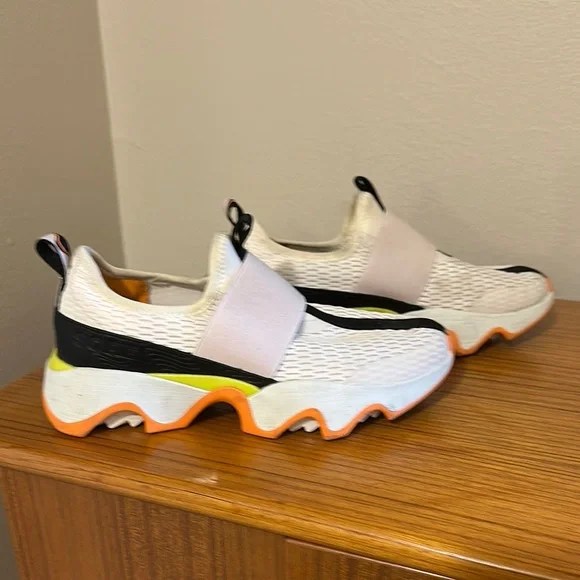 Sorel Women’s Kinetic Impact II Strappy Slip On Sneakers - Seasalt + Koi Size 8 - Picture 2 of 8